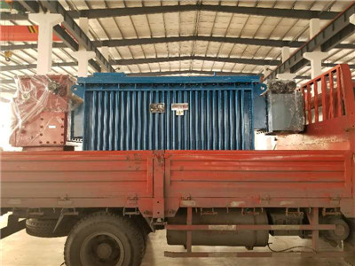 西安客戶專車來(lái)廠考察自提礦用變壓器